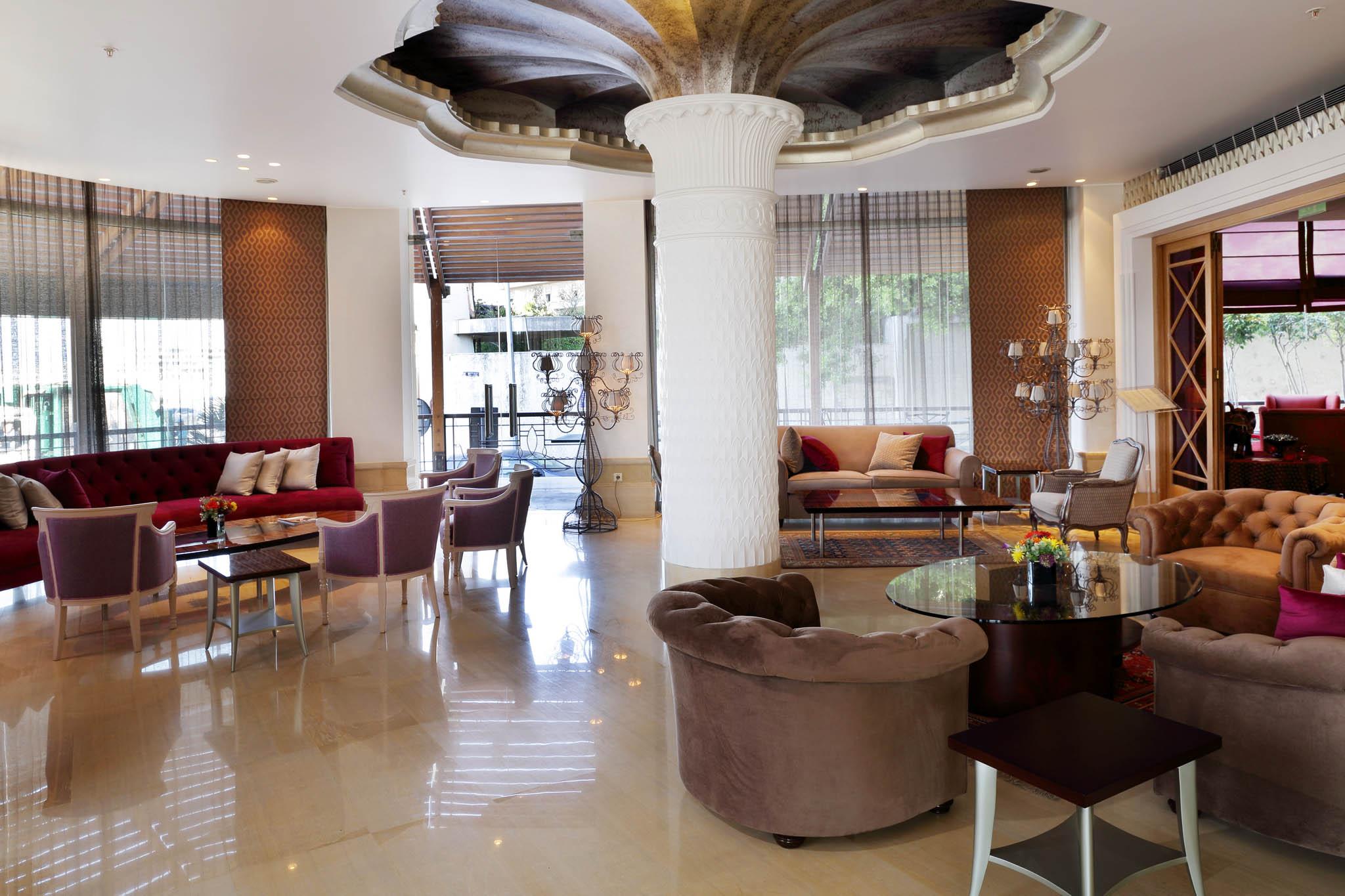Warwick Palm Beach Hotel Beirut Exteriör bild