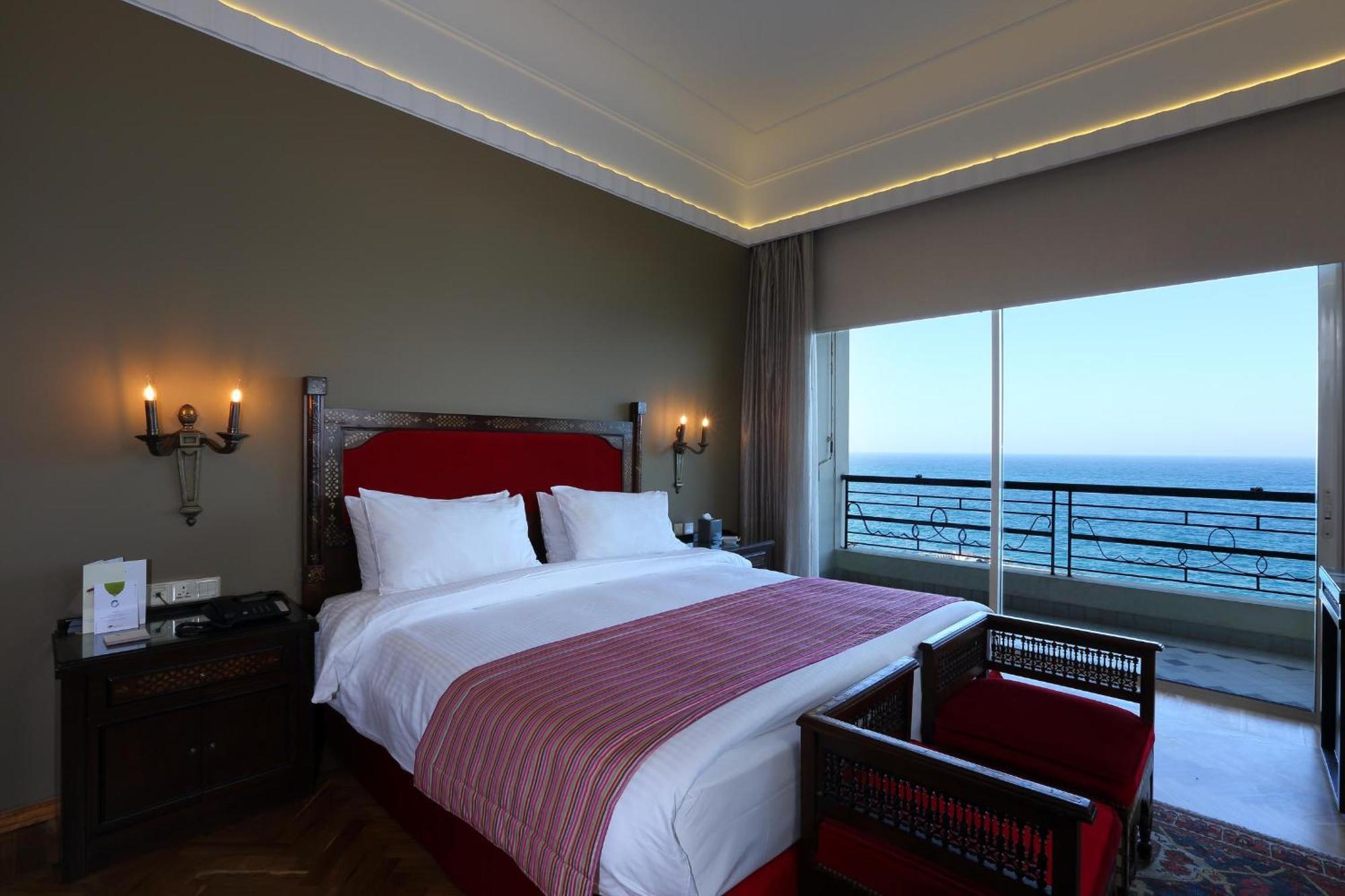 Warwick Palm Beach Hotel Beirut Rum bild