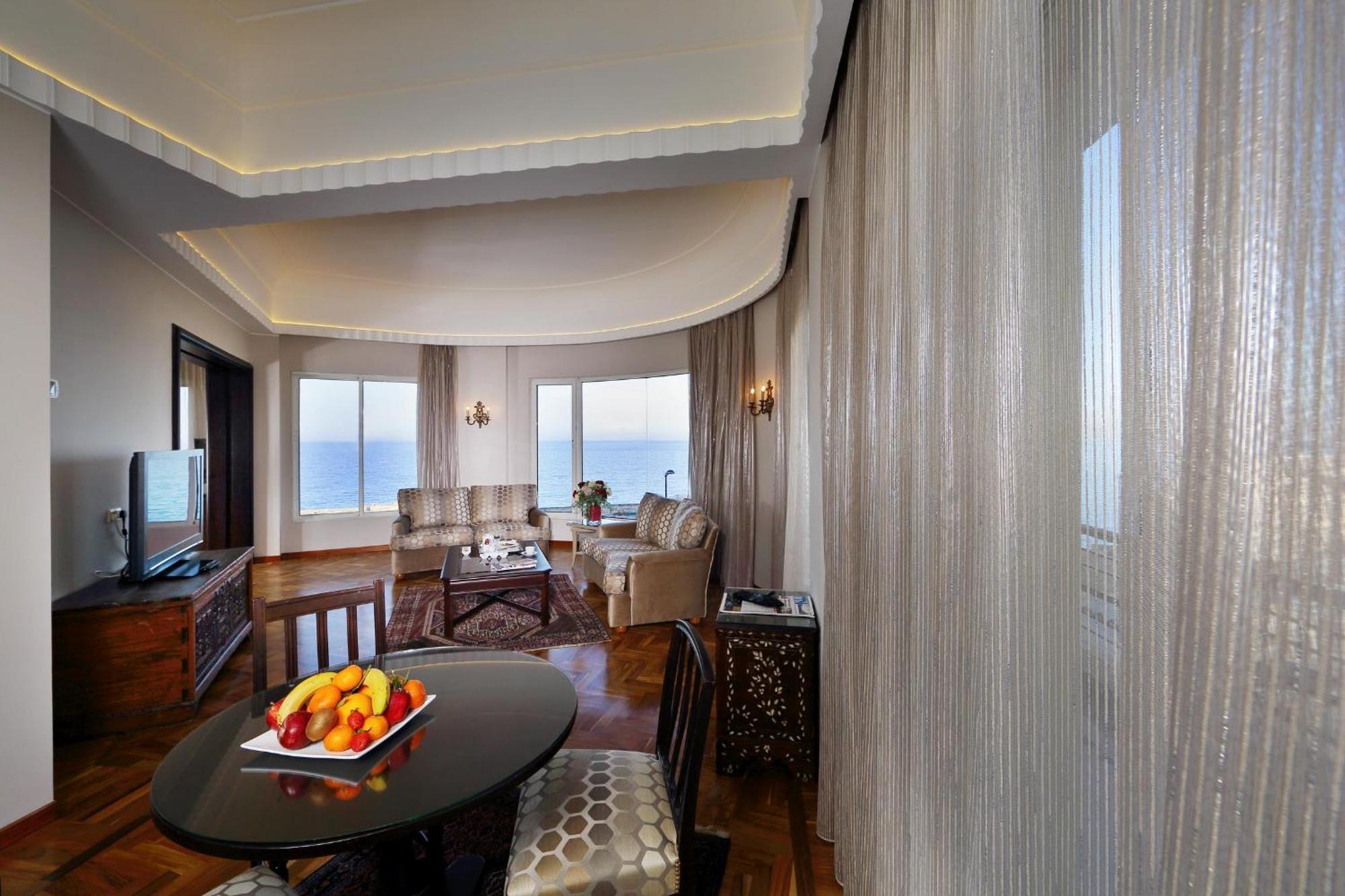 Warwick Palm Beach Hotel Beirut Rum bild